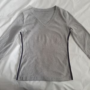 Tommy Hilfiger | Women's Grey V neck 3/4 sleeve shirt